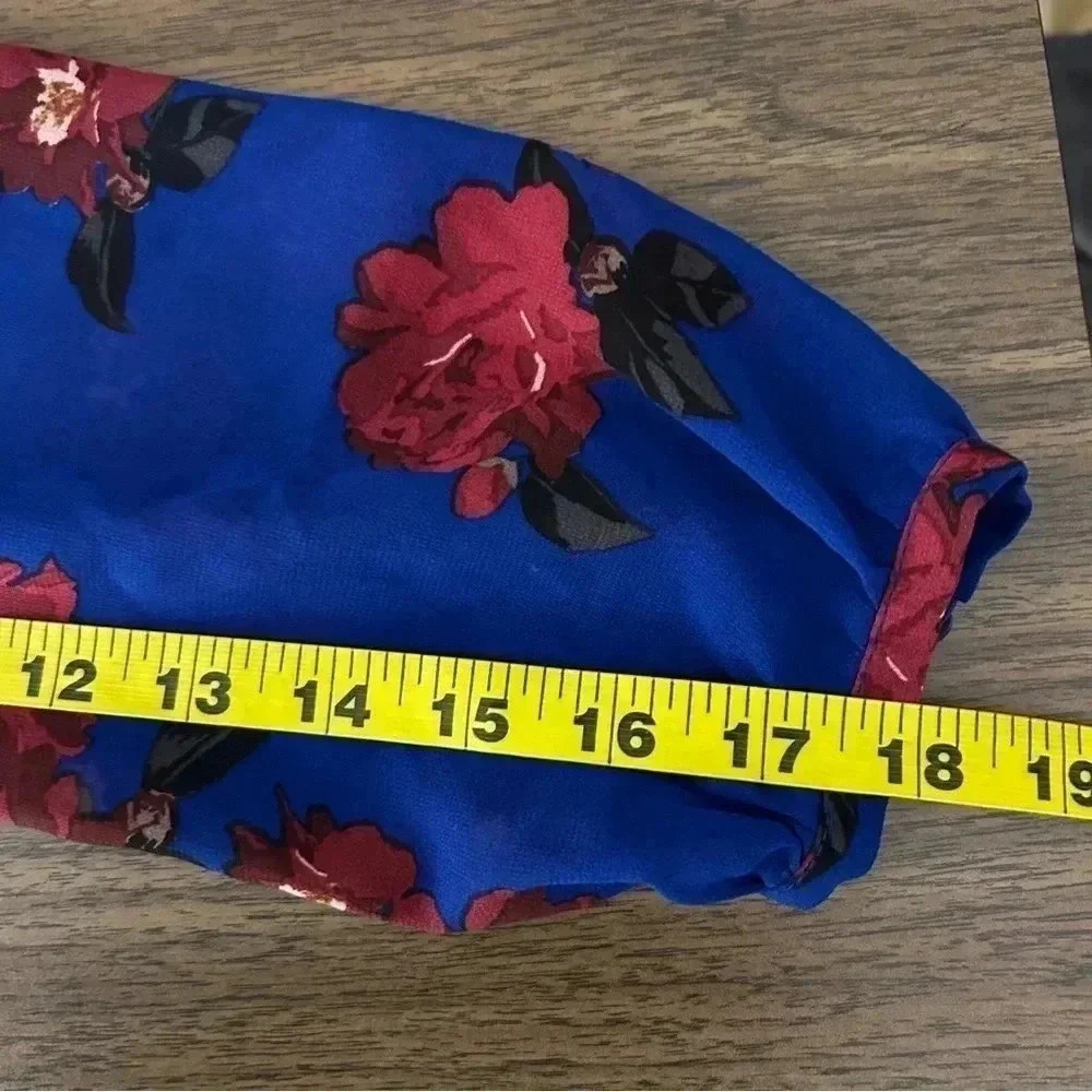 Dynamite floral flowy blouse XS - Picture 11 of 11